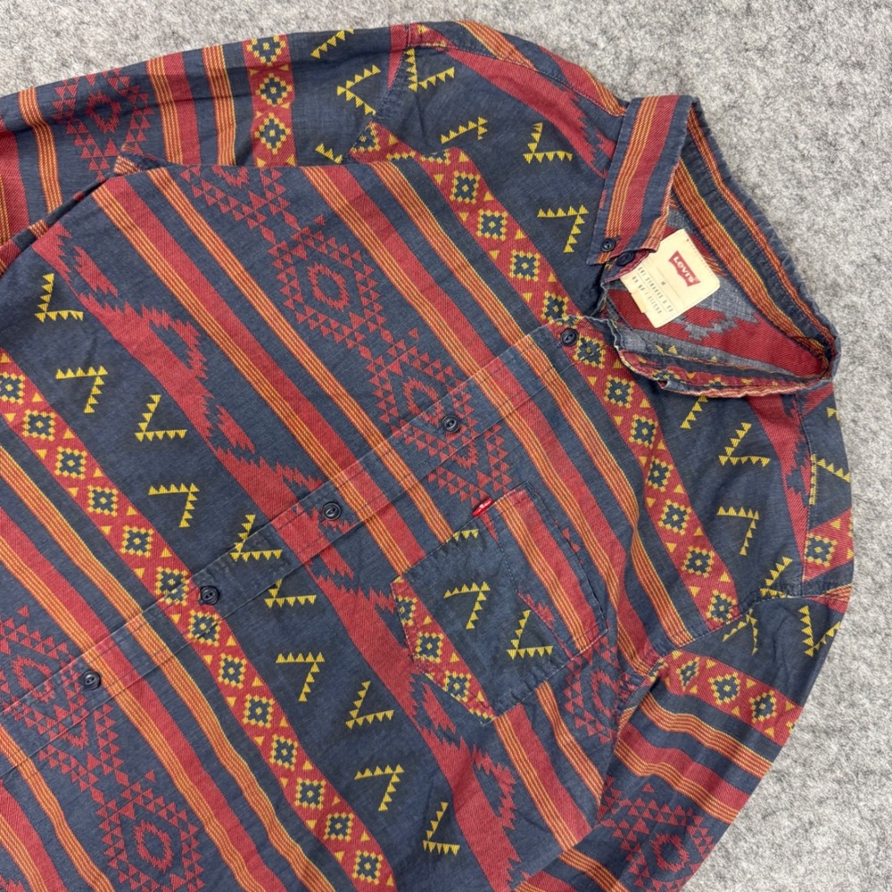 Levis Mens Southwestern Aztec Print Button Down Shirt Blue Red Yellow Medium